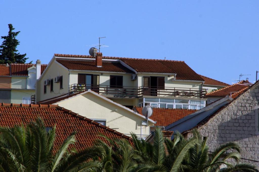 Fresh Apartments Dar Orlic Traù Esterno foto